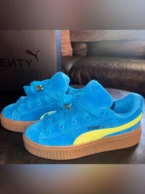 Puma Kids Bright Blue Velvet Platform Sneakers with Yellow Stripe